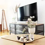 Harmony Plaza 2br * Bucharest