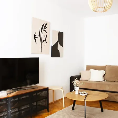 Harmony Plaza 2br *