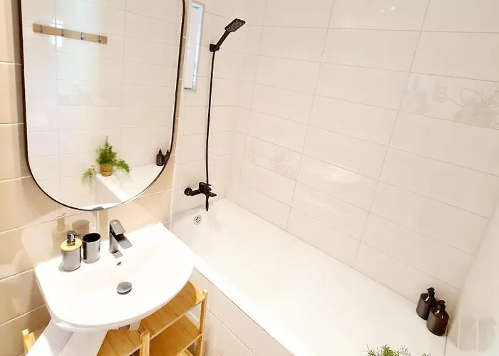 Harmony Plaza 2br * ブカレスト