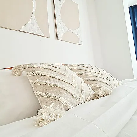 Harmony Plaza 2br *