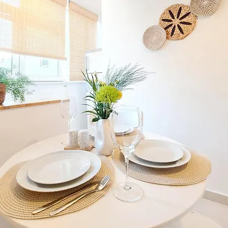 Appartement Harmony Plaza 2br Boekarest