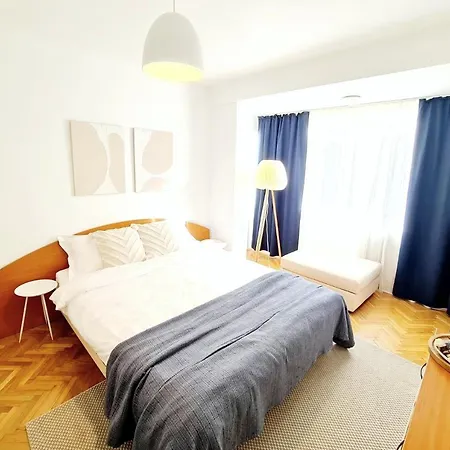 Appartement Harmony Plaza 2br *