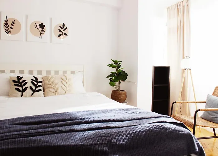 Harmony Plaza 2br *